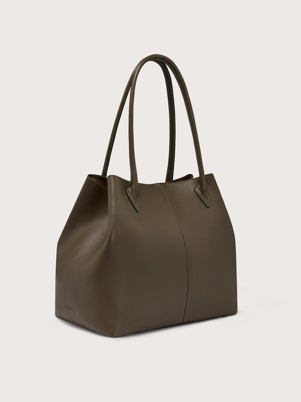 Loene Tote Bag Medium Leather - Refined Everyday Style | Varley Trusted