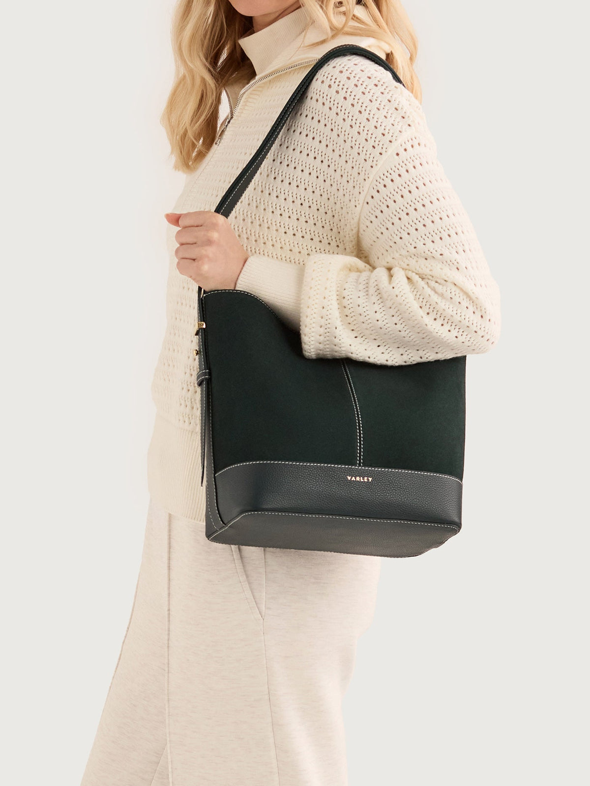 Heath Bucket Bag Medium Suede - Modern Suede Bucket Bag | Varley Latest