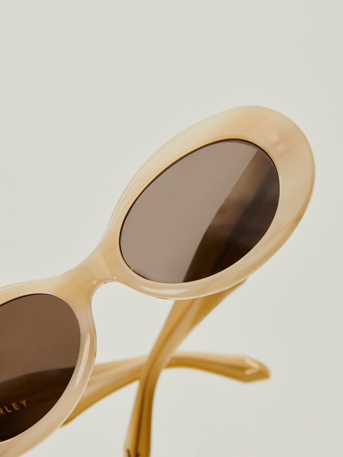 Bethnall Oval Sunglasses | Varley Popular