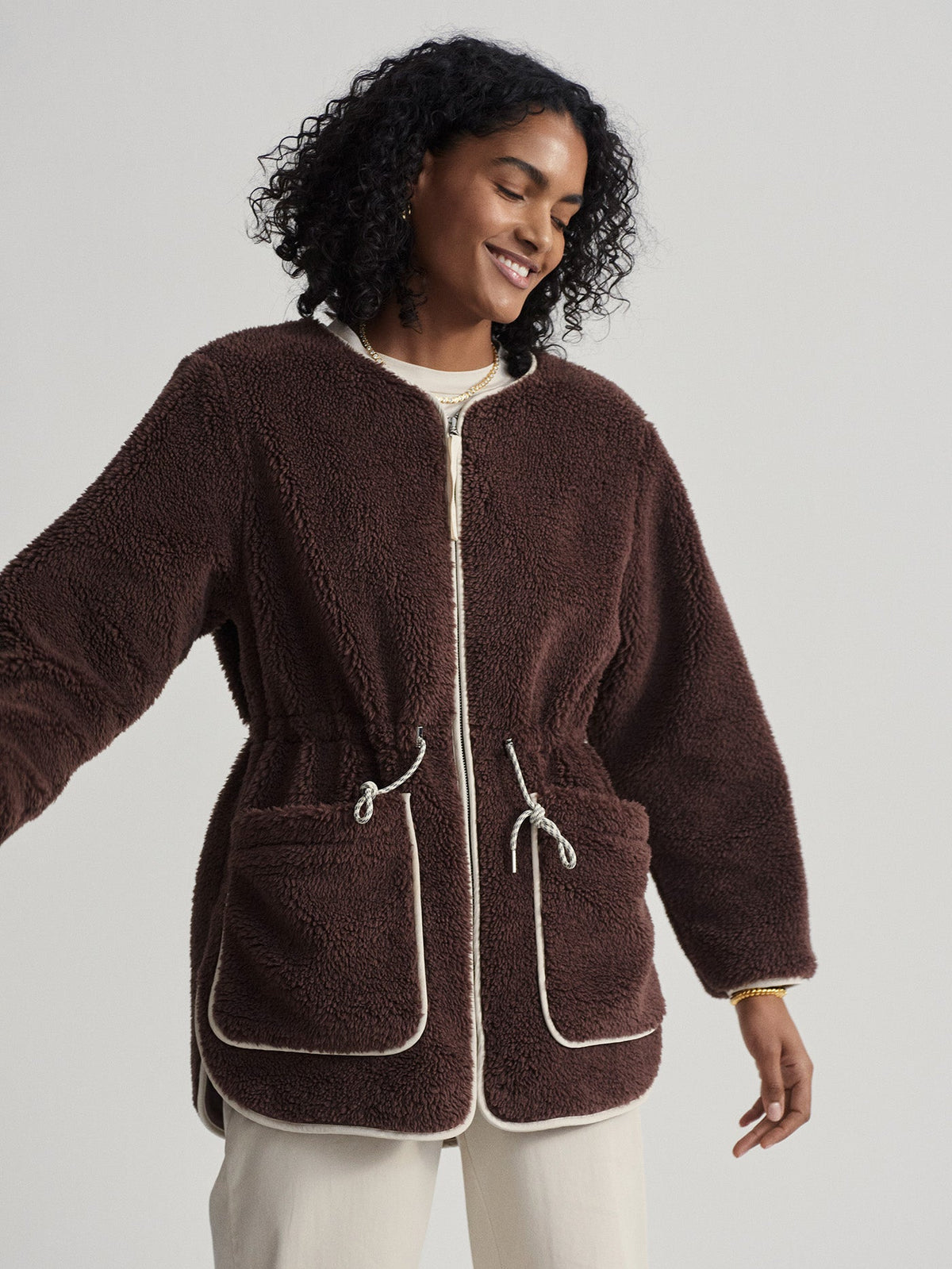 Angelina Sherpa Coat | Varley Trending