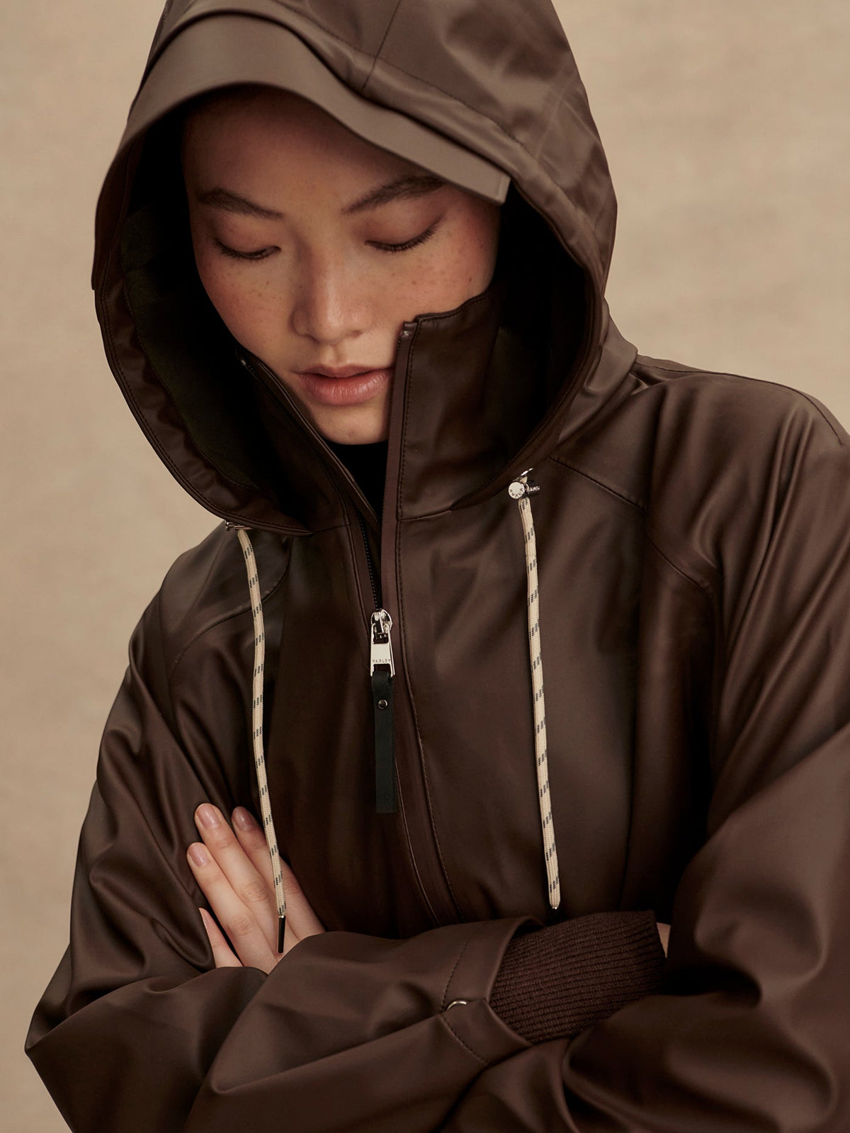 Kirsten Raincoat | Varley Trending