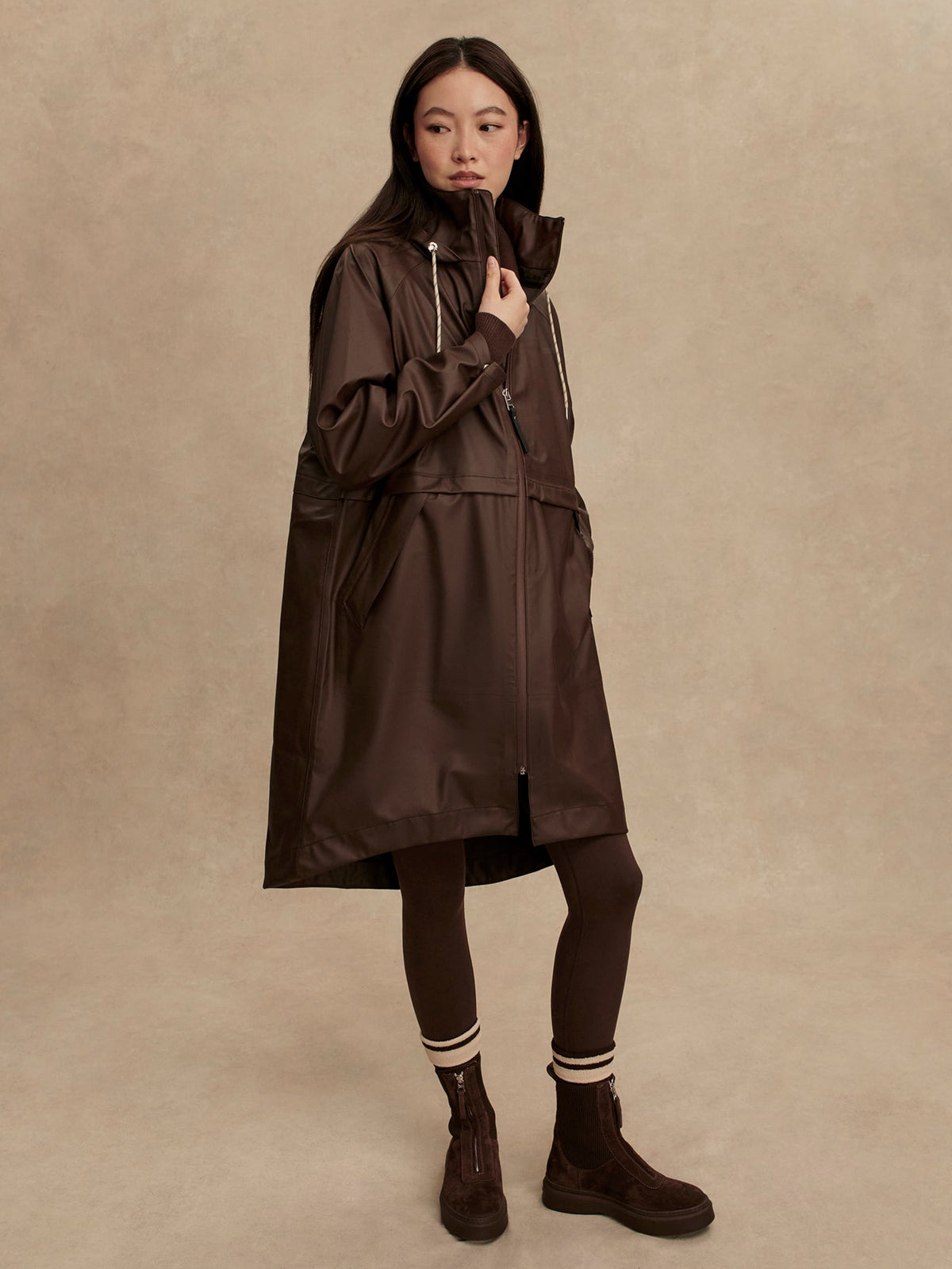 Kirsten Raincoat | Varley Trending