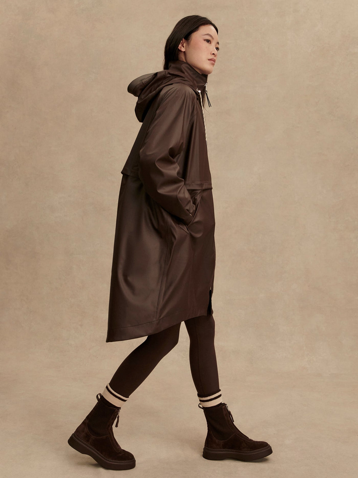 Kirsten Raincoat | Varley Trending