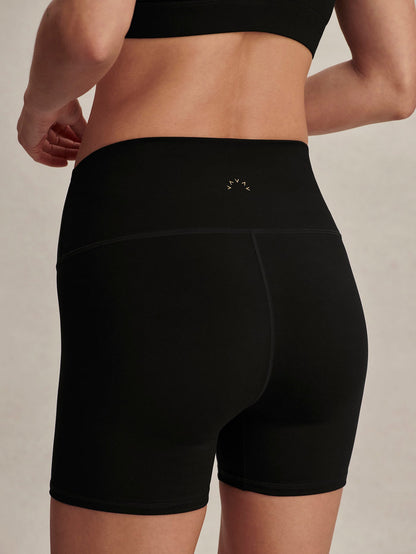 Freesoft High Rise Short 5 | Varley Customer Favorite