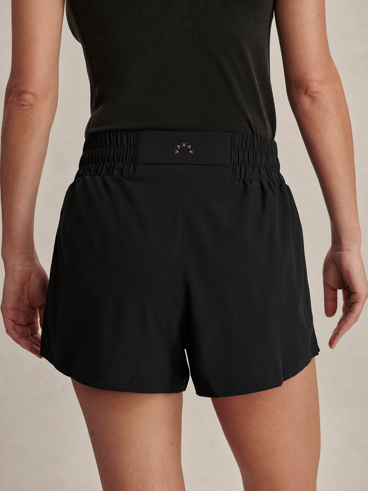 Kallin Running Short | VARLEY US | Varley Best Seller
