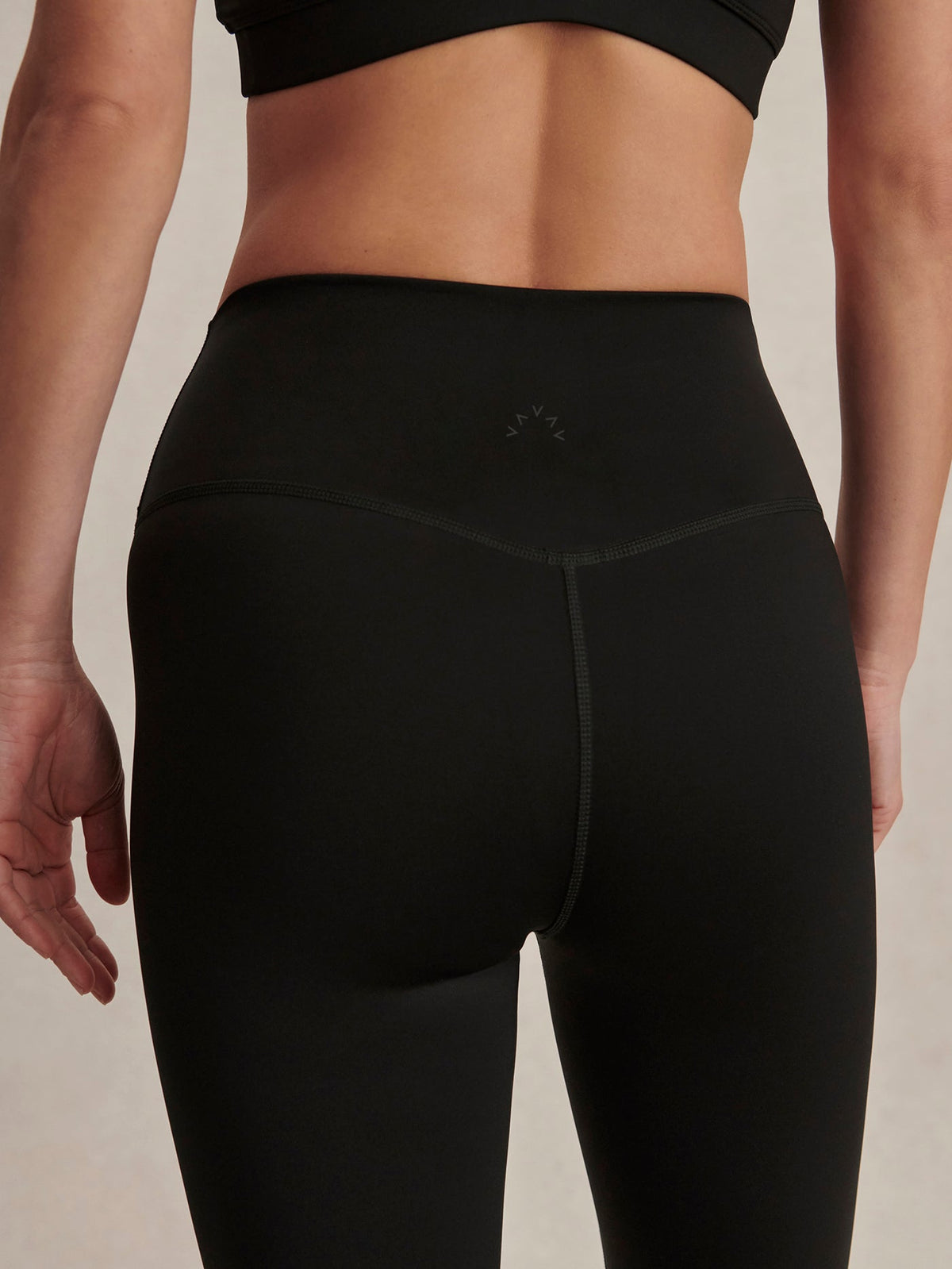 Assure High Rise Legging 25 | Varley Trending