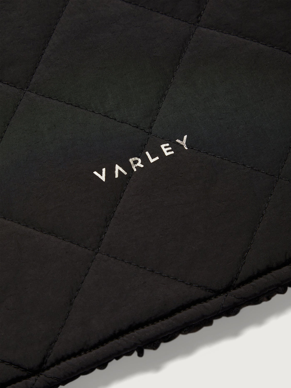 Coronet Quilt Sherpa Scarf | VARLEY US | Varley Special Offer