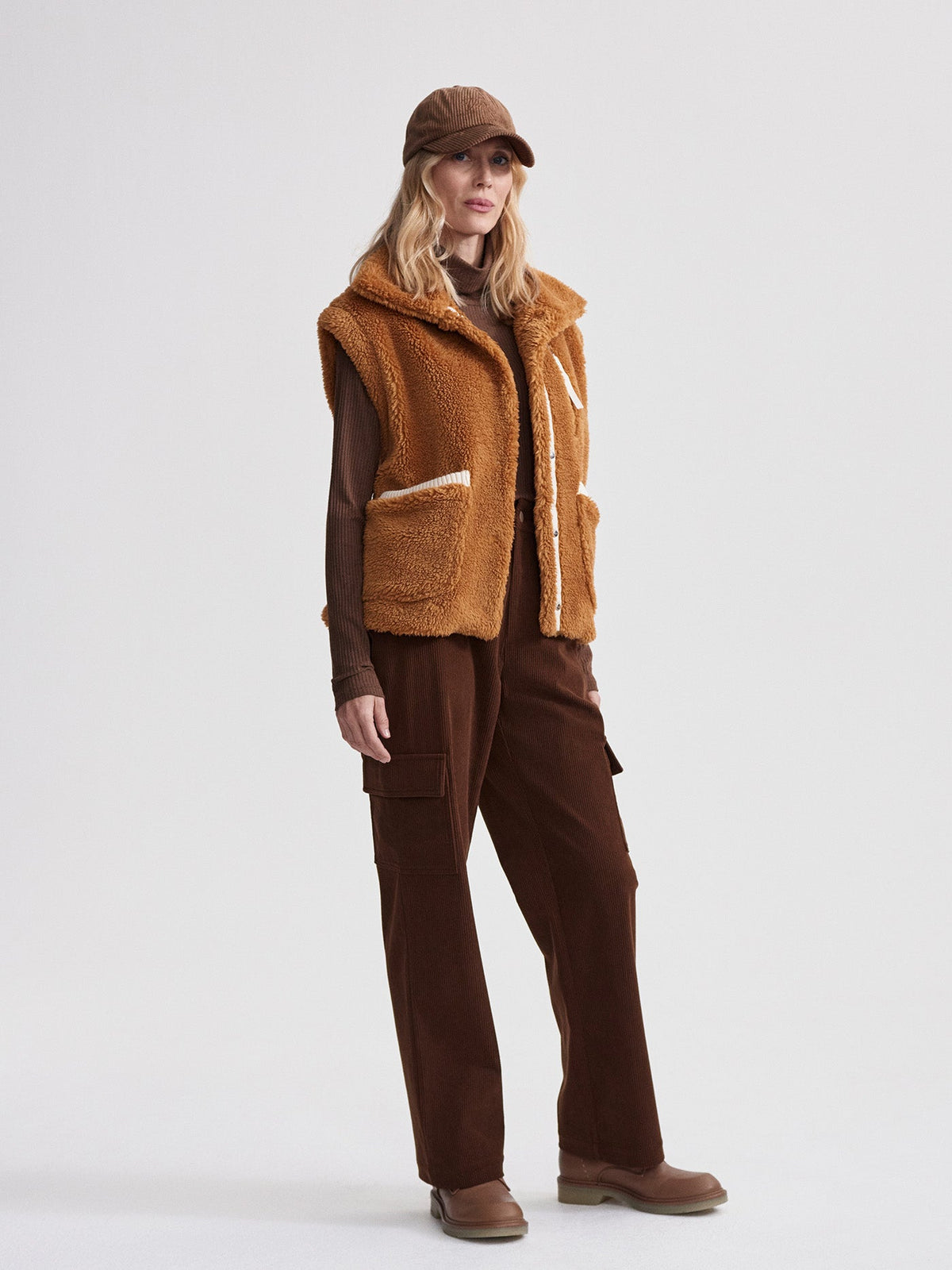 Balter Relaxed Sherpa Gilet | Varley Classic