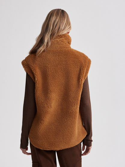 Balter Relaxed Sherpa Gilet | Varley Classic