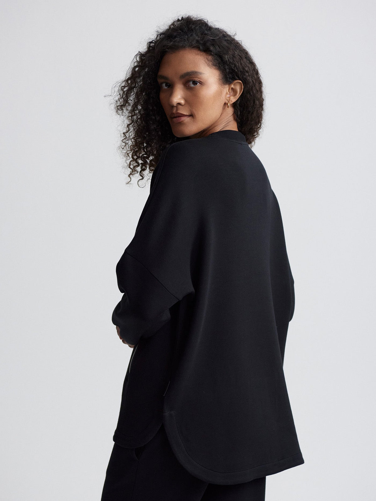 Paige Longline Sweat | VARLEY US | Varley Smart Buy