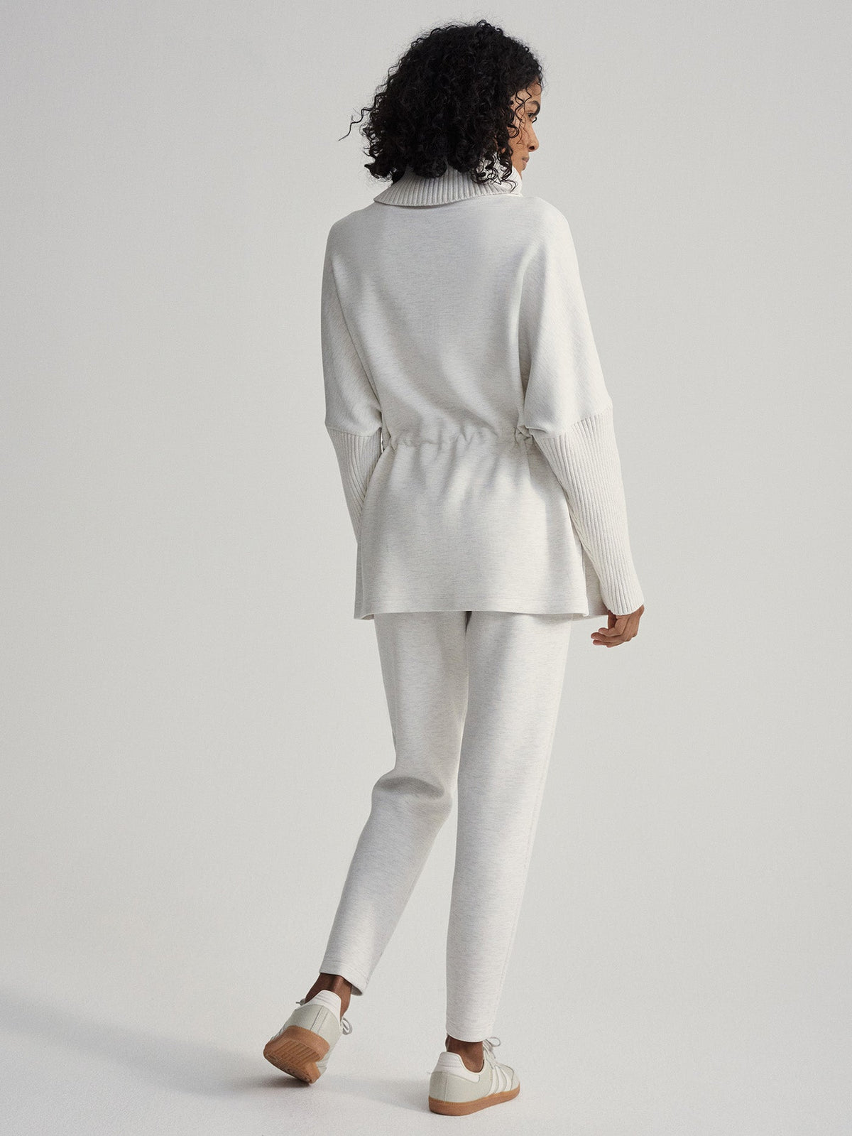 Suffolk Longline Sweat | Varley Signature