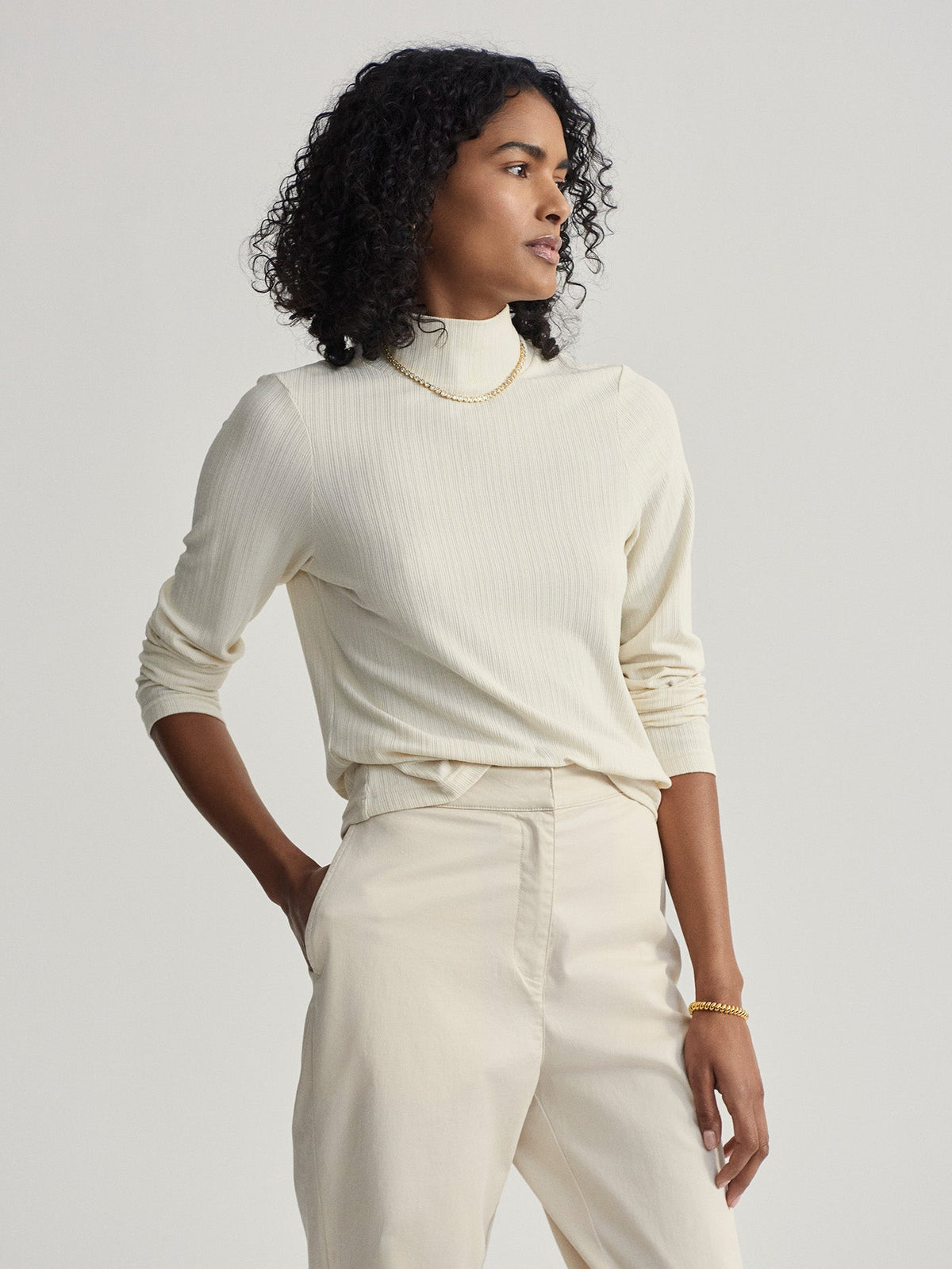 Astrid Fitted Long Sleeve Tee | Varley Signature