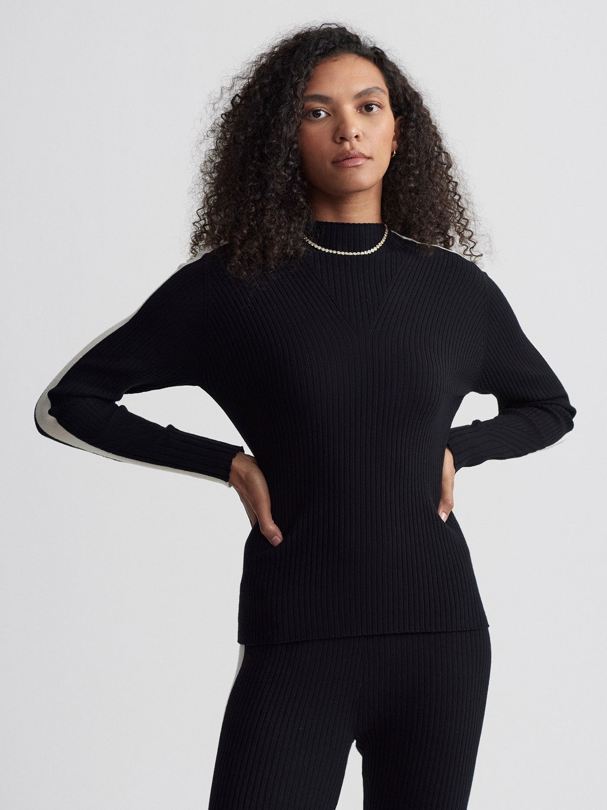 Wilshire Mockneck Knit | Varley Essential